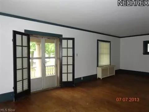 248 6th St, Elyria, OH 44035 photo 6