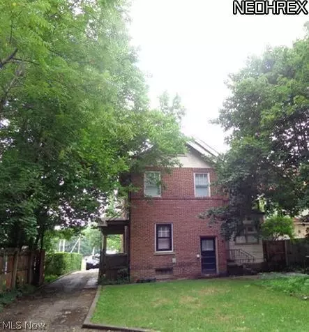 248 6th St, Elyria, OH 44035 photo 3