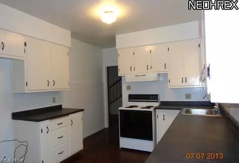 248 6th St, Elyria, OH 44035 photo 12