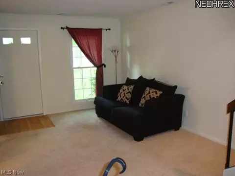 68 Valley Forge Ln, Elyria, OH 44035 photo 12
