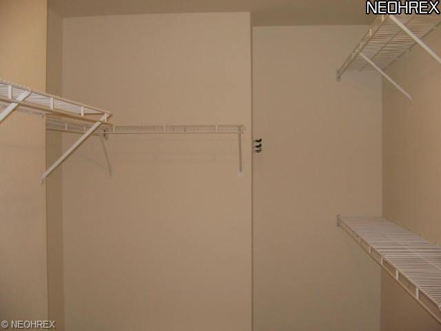 7865 Walnut St #b, Youngstown, OH 44512 photo 7
