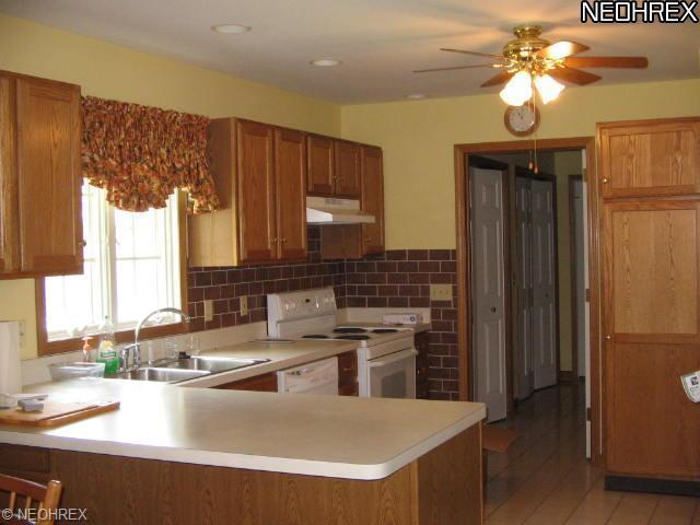 7865 Walnut St #b, Youngstown, OH 44512 photo 5