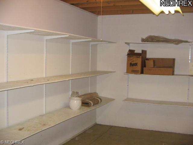 7865 Walnut St #b, Youngstown, OH 44512 photo 17