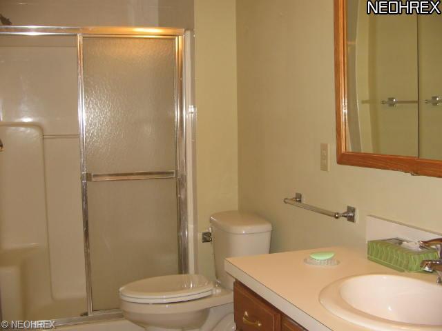7865 Walnut St #b, Youngstown, OH 44512 photo 8
