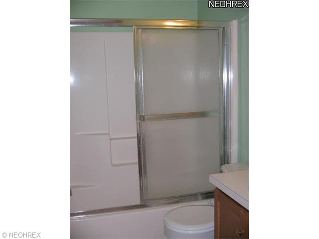 7865 Walnut St #b, Youngstown, OH 44512 photo 10
