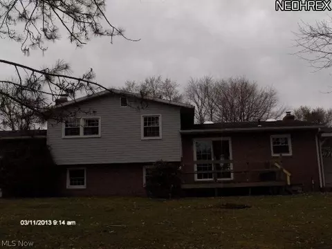 26061 Hartley Rd, Beloit, OH 44609 photo 3