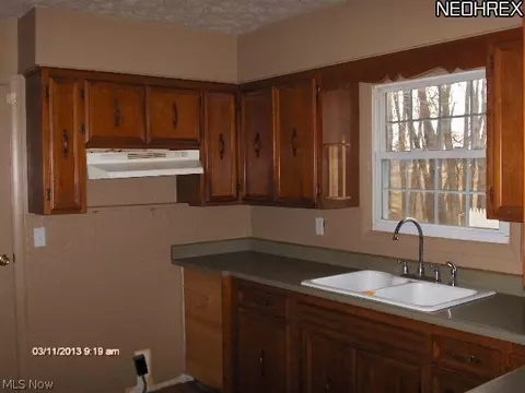 26061 Hartley Rd, Beloit, OH 44609 photo 6
