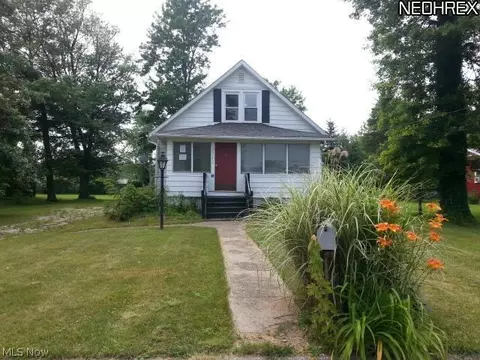 5017 Dunsmore Ave, Ashtabula, OH 44004 photo 1