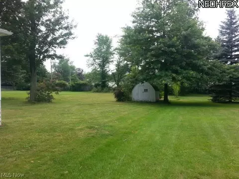 5017 Dunsmore Ave, Ashtabula, OH 44004 photo 6