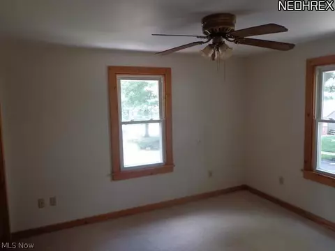 1848 Java Ave, Akron, OH 44305 photo 10