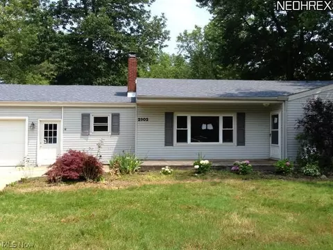 2902 Center Rd, Ashtabula, OH 44004 photo 3