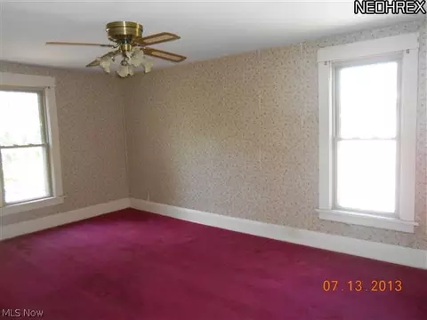 820 E Fourth St, Salem, OH 44460 photo 9