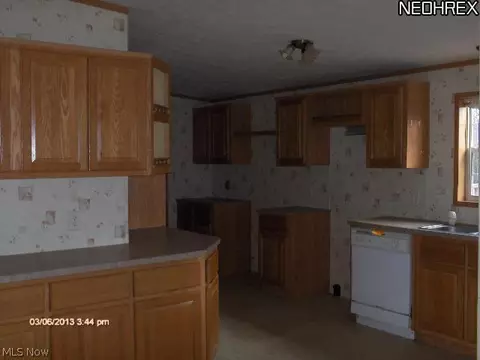 26331 Hartley Rd, Beloit, OH 44609 photo 4