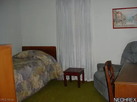 824 E Waterloo Rd, Akron, OH 44306 photo 9