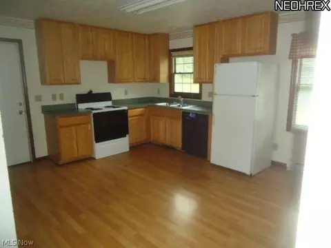 3111 Brenner Dr, Lorain, OH 44053 photo 2