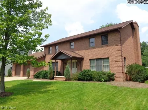 115 Poolside Ln, Dover, OH 44622 photo 1