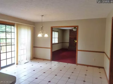 115 Poolside Ln, Dover, OH 44622 photo 7