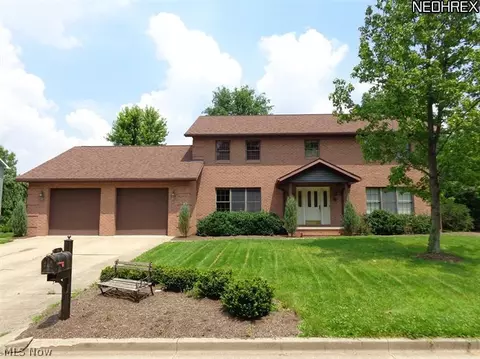 115 Poolside Ln, Dover, OH 44622 photo 2
