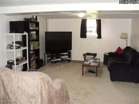 516 Seneca Dr, Dover, OH 44622 photo 13