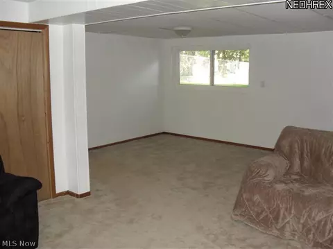 516 Seneca Dr, Dover, OH 44622 photo 14