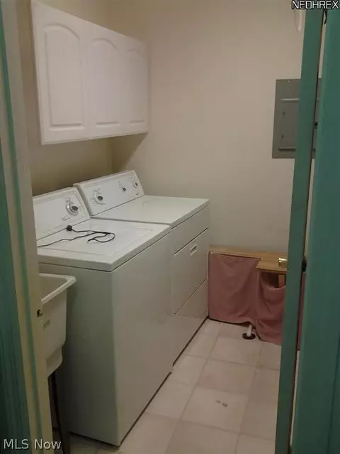 6806 Fireside Ct, Mentor, OH 44060 photo 5