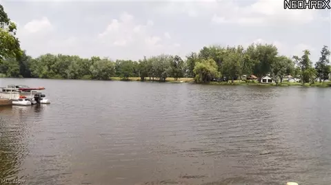 27182 Lakeside Dr, Beloit, OH 44609 photo 21