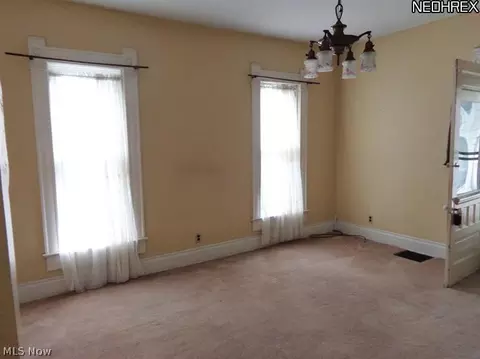 200 E 2nd St, Dover, OH 44622 photo 3