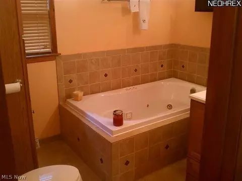 3001 Chapel Rd, Ashtabula, OH 44004 photo 8