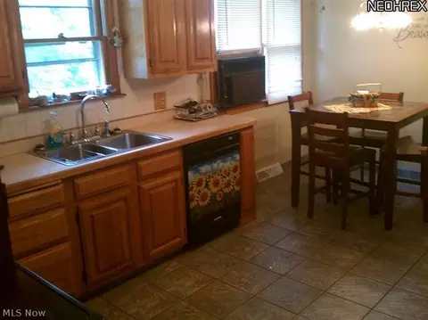 3001 Chapel Rd, Ashtabula, OH 44004 photo 12