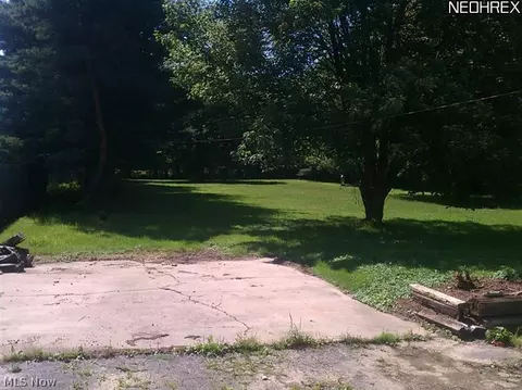 3001 Chapel Rd, Ashtabula, OH 44004 photo 5