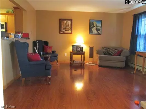 534 Eastern Rd, Doylestown, OH 44230 photo 3