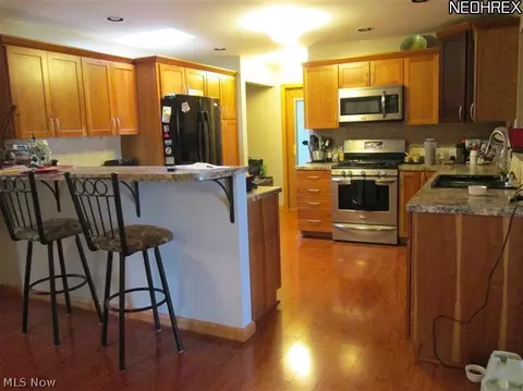 534 Eastern Rd, Doylestown, OH 44230 photo 2