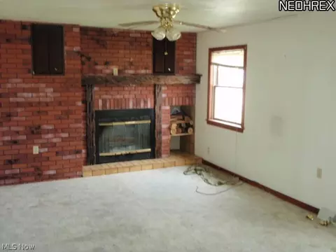 506 Elm St, Struthers, OH 44471 photo 6