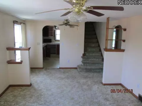 151 Clinton Ave, Elyria, OH 44035 photo 5