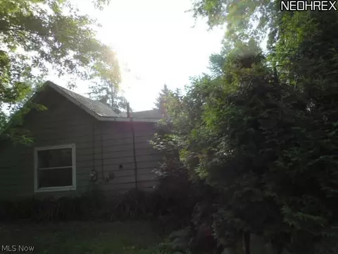 2310 Wright Rd, Akron, OH 44320 photo 1