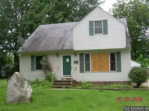294 E 238th St, Euclid, OH 44123 photo 1