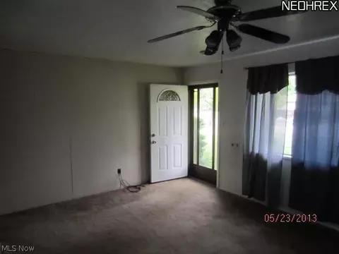 479 Walnut Dr, Berea, OH 44017 photo 7