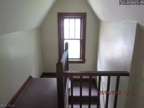 215 E 45th St, Lorain, OH 44052 photo 8