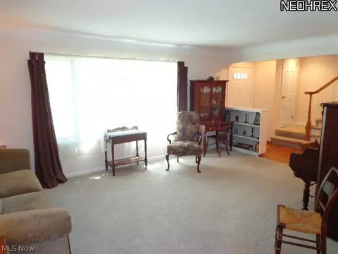 33565 Baldwin Rd, Solon, OH 44139 photo 4