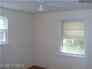 539 Crescent Dr, Eastlake, OH 44095 photo 1