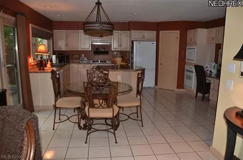 970 Shields Rd, Youngstown, OH 44511 photo 5