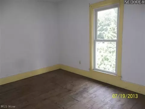 110 Maple Ave, Creston, OH 44217 photo 9