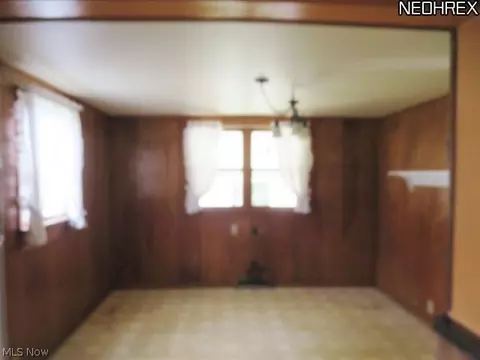 110 Franklin Ave, Elyria, OH 44035 photo 7