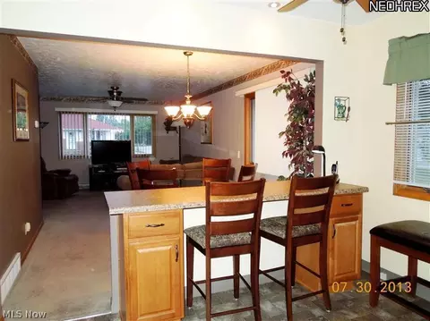 30835 Harrison Rd, Wickliffe, OH 44092 photo 11