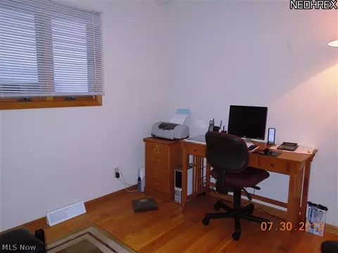 30835 Harrison Rd, Wickliffe, OH 44092 photo 5