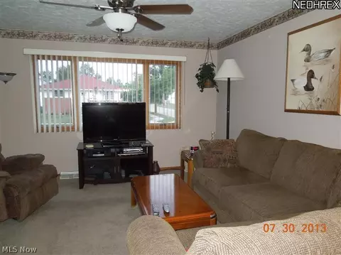 30835 Harrison Rd, Wickliffe, OH 44092 photo 3