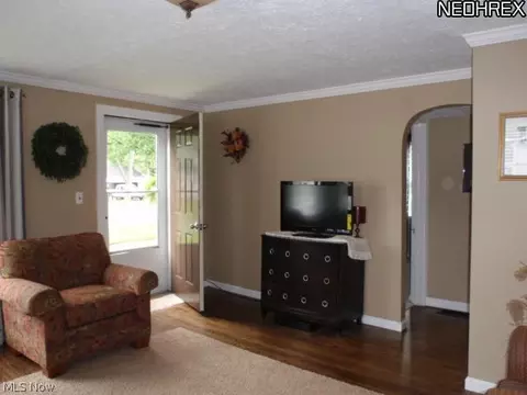 227 Dowd Rd, Elyria, OH 44035 photo 3