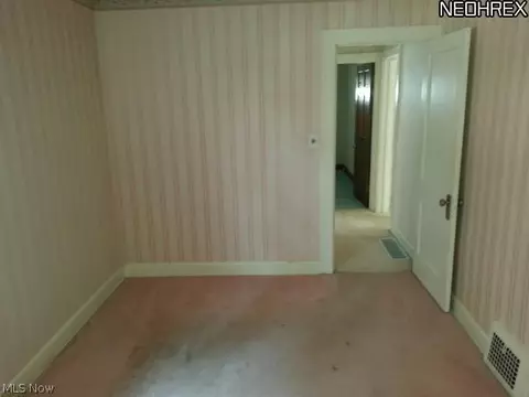 424 E 200th St, Euclid, OH 44119 photo 22