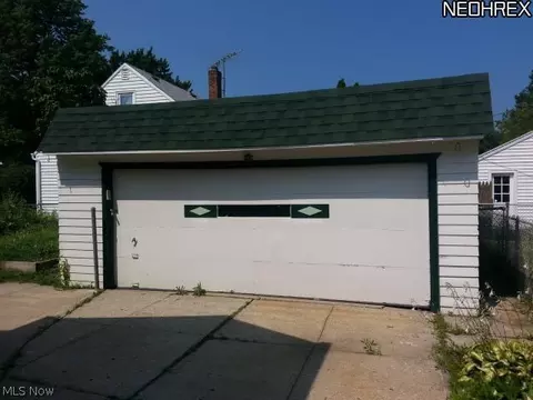 424 E 200th St, Euclid, OH 44119 photo 5