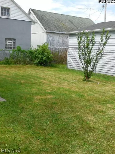 1860 Robindale St, Wickliffe, OH 44092 photo 15